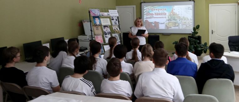 Патриотическая декада в библиотеках Камбарской ЦБС Патриотическая декада в библиотеках Камбарской ЦБС.