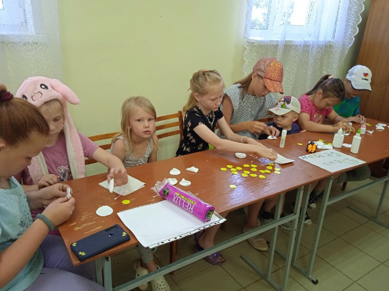 Акция "Дарите ромашки любимым". Акция "Дарите ромашки любимым".
